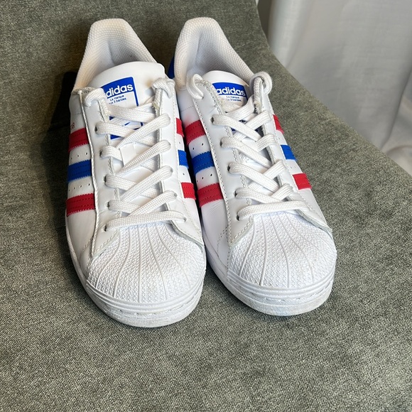 Adidas Superstar Men’s Size 6 - Picture 3 of 7